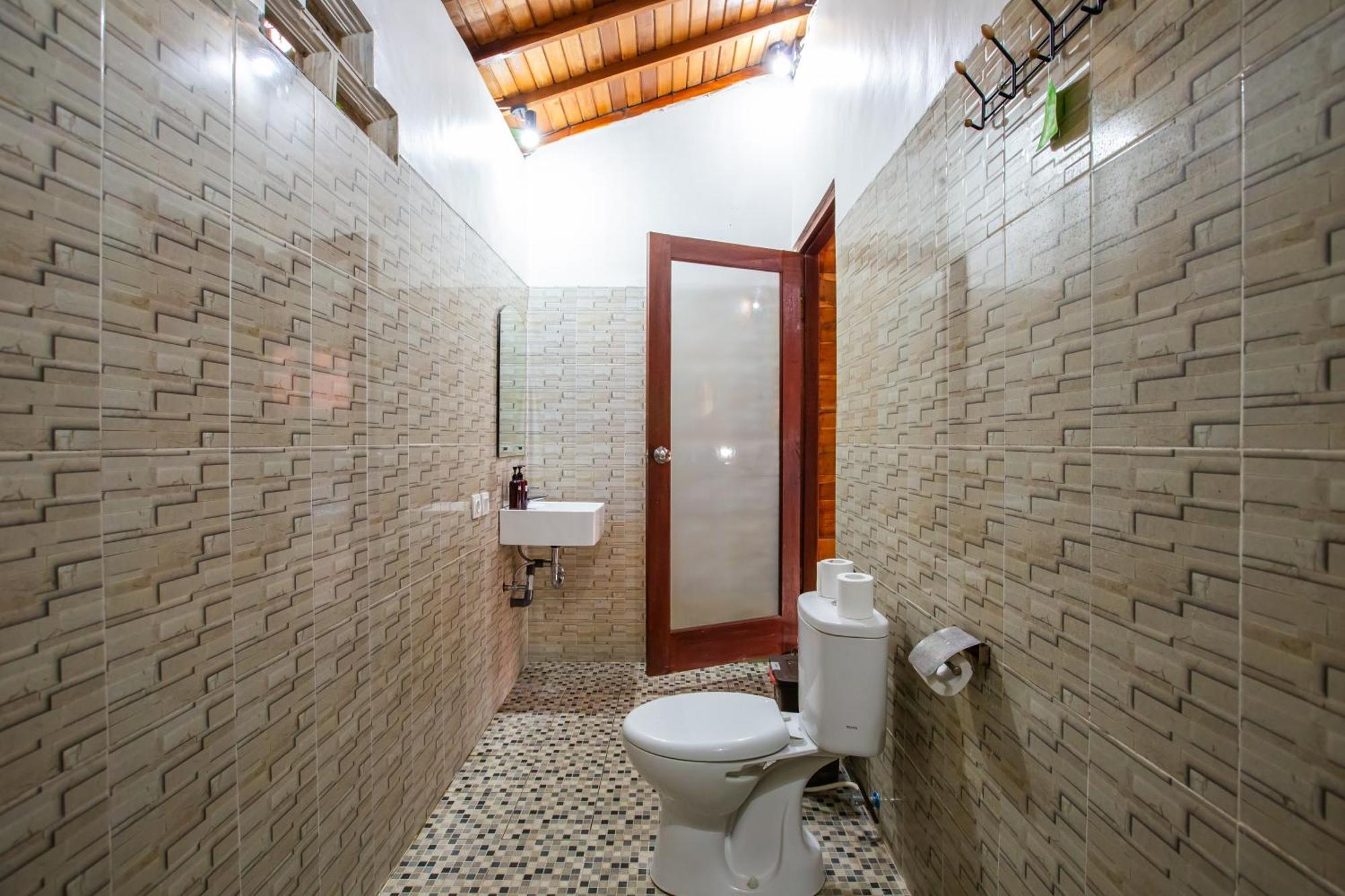 Jj Home Bali Guest House Чангу Экстерьер фото